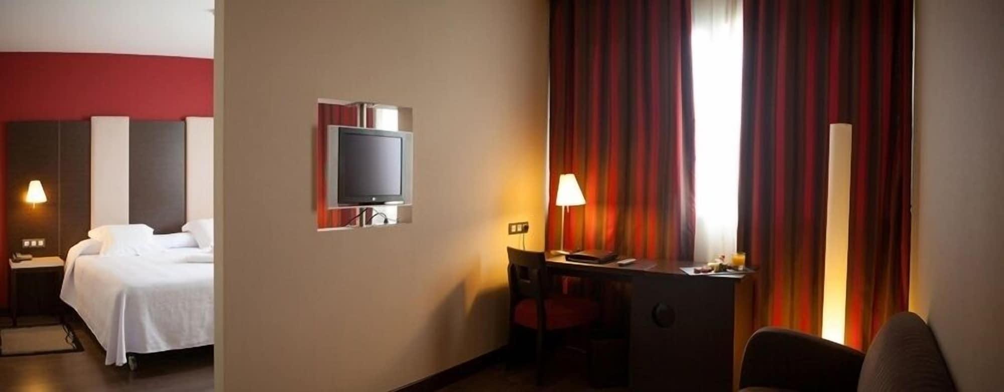 Azz Pamplona Norte Hotel Berriozar Exteriör bild